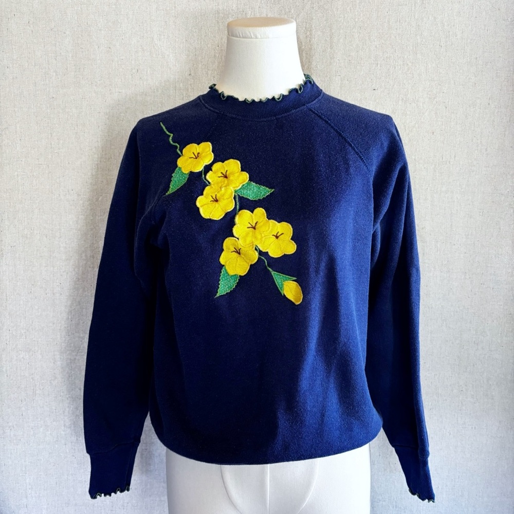 Vintage grandma sweatshirt with flowers size XS-small